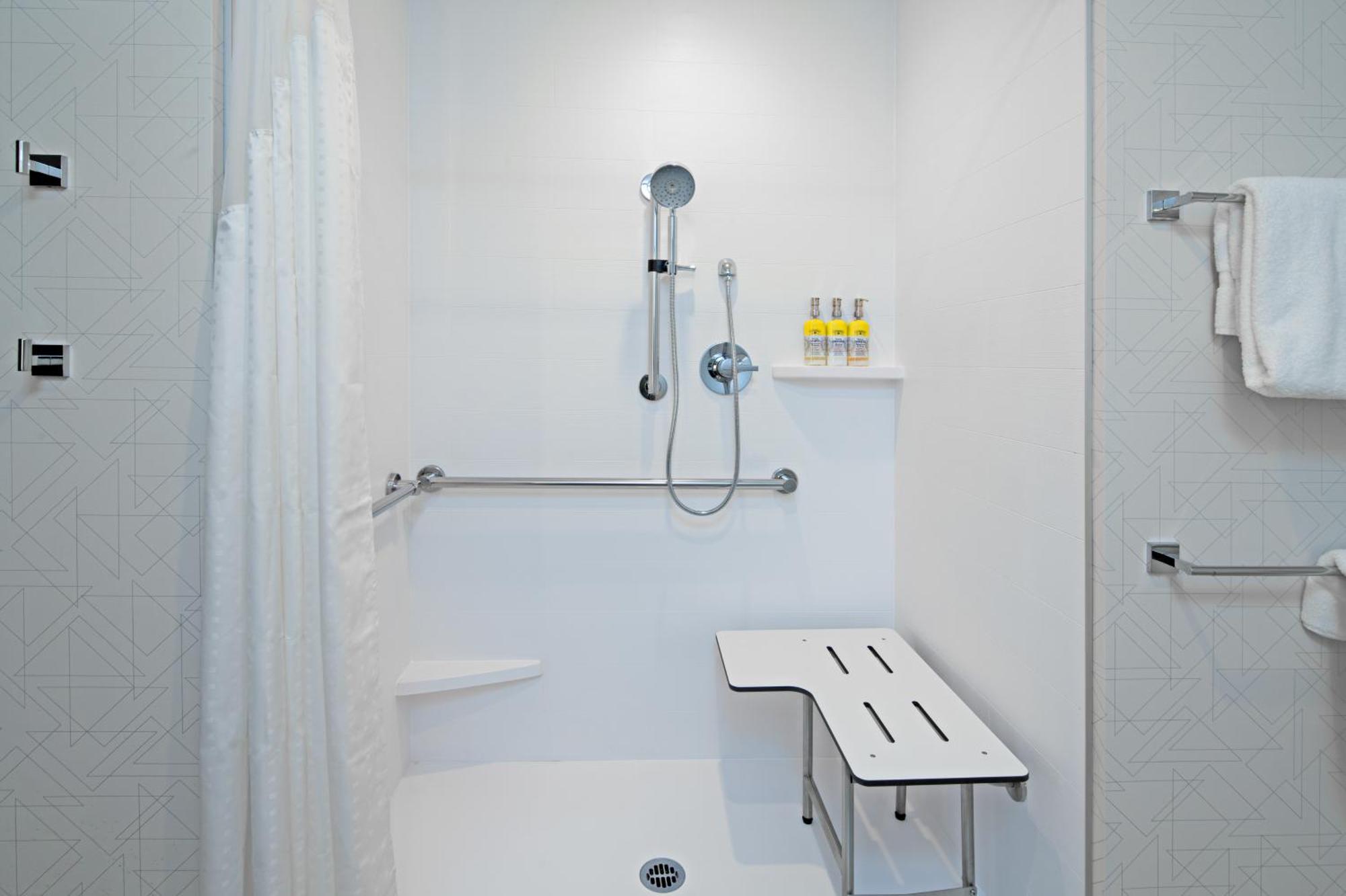 Holiday Inn Express & Suites Palm Desert - Millennium By Ihg Esterno foto